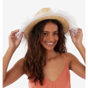 Kensie Wide Brim Straw Hat with Fringe – Beach Sun Hat – Natural – One Size–NWT